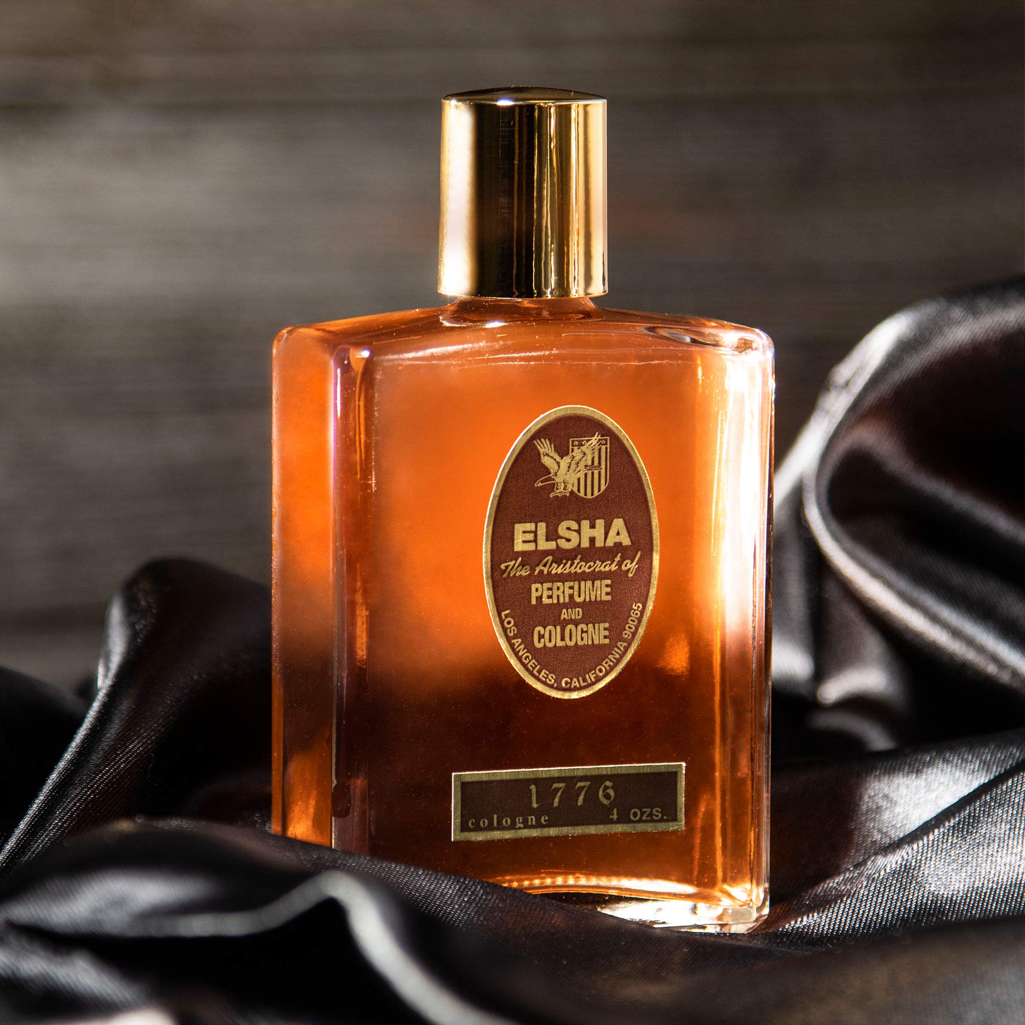 ELSHA COLOGNE 1776 cedar wood note highlights outdoorsy vibe