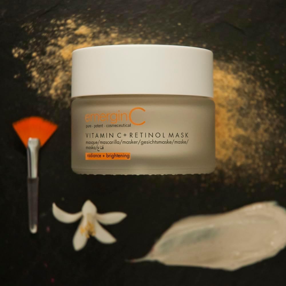emerginC Green tea clay texture close-up showing exfoliating consistency for smoother skin.