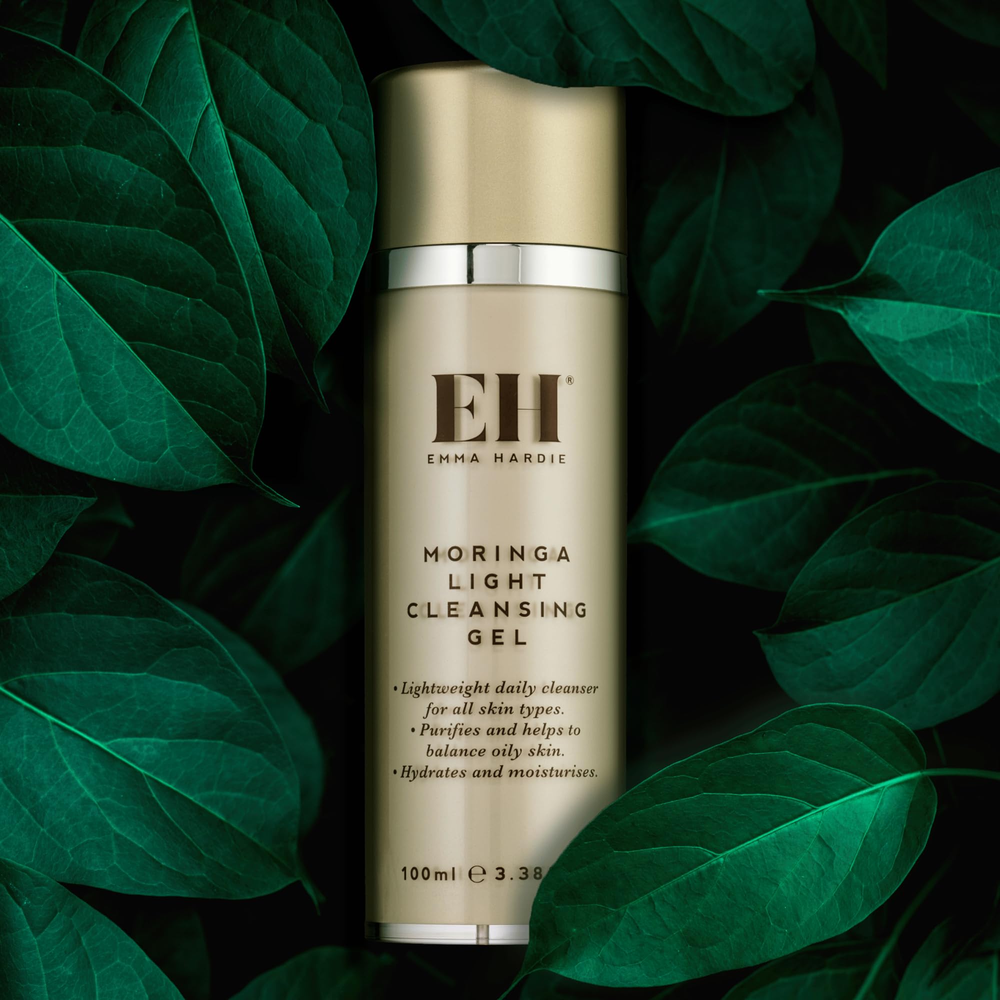 Emma Hardie Moringa Light Cleansing Gel removes eye makeup gently