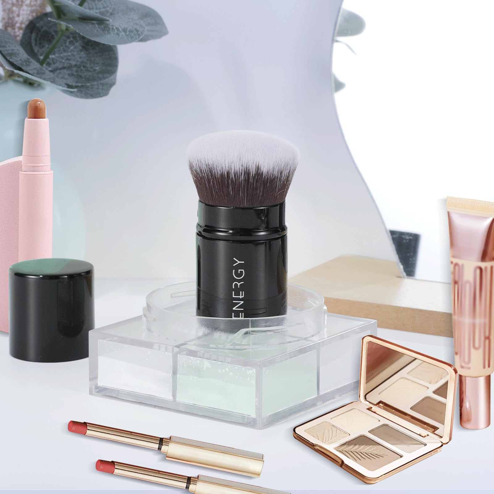 Cruelty-free ENERGY Kabuki brush offers luxurious feel