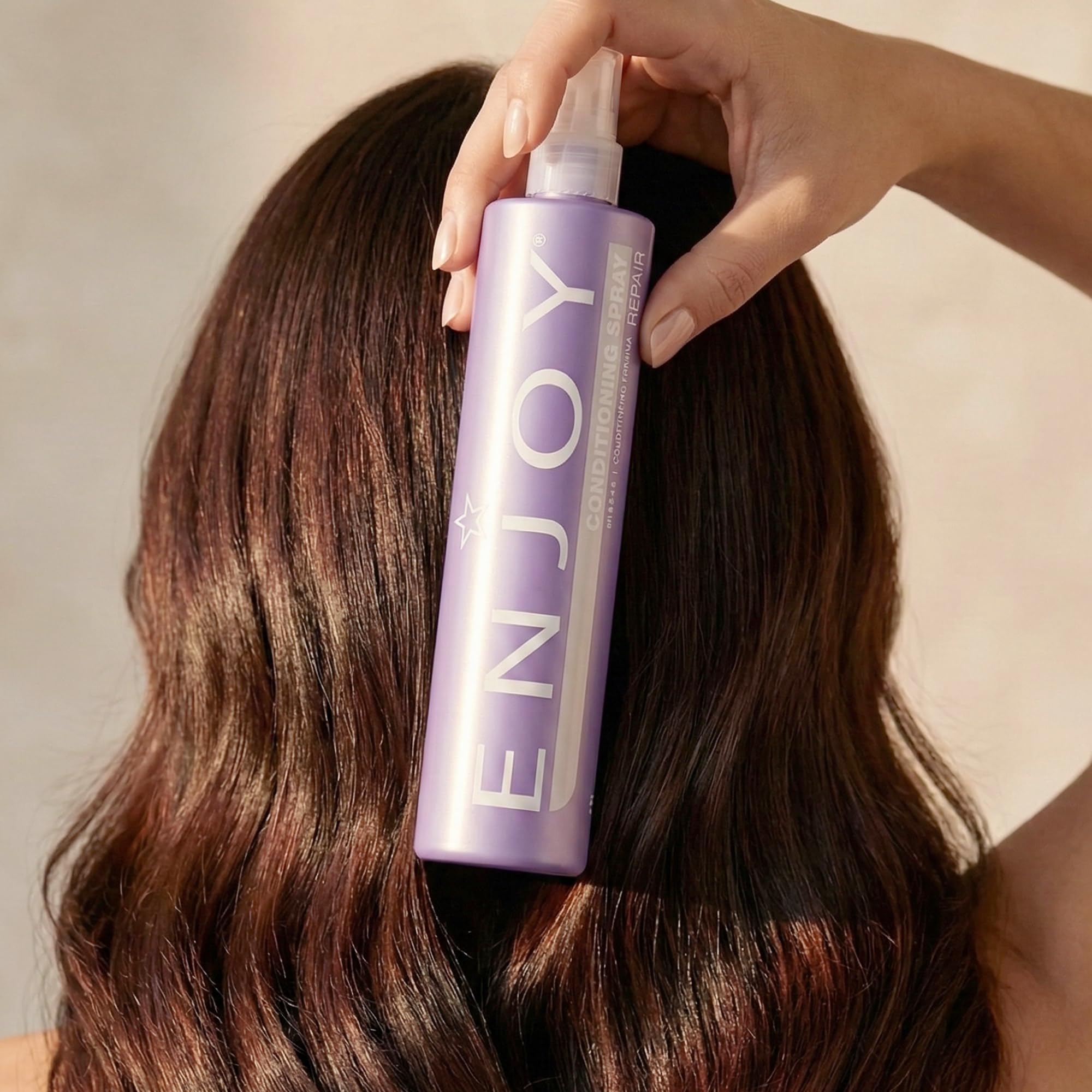 Enjoy Conditioning Spray delivers a radiant shine and silky finish.