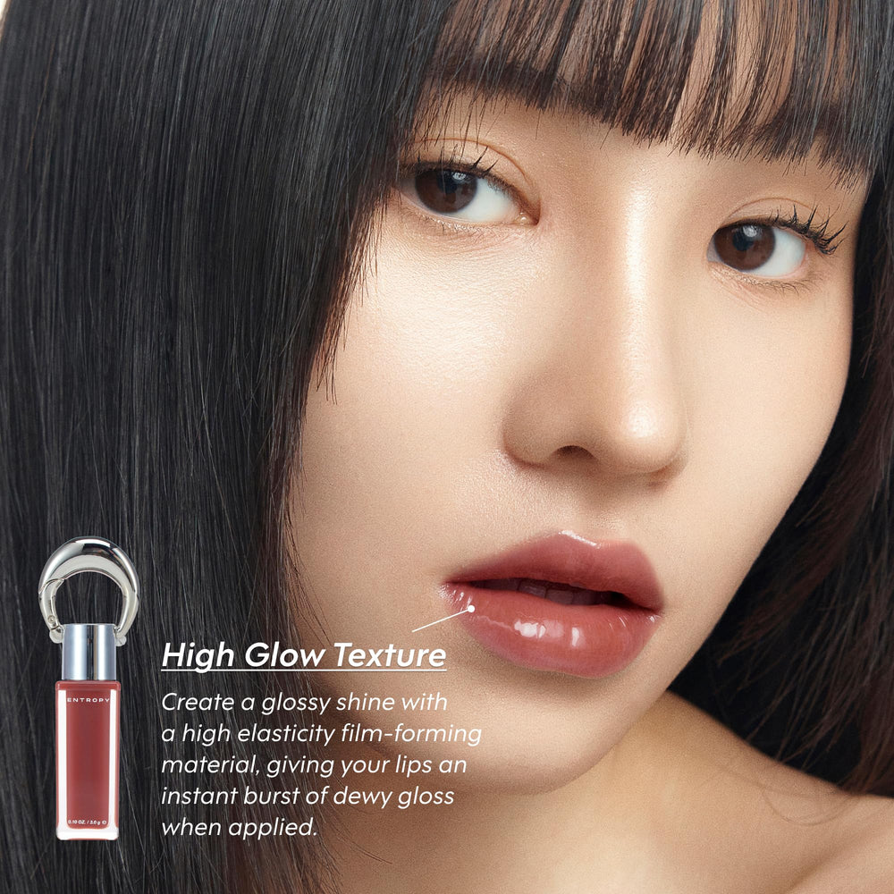 Entropy Make Up Japonica Juice nourishes and smooths the lips.