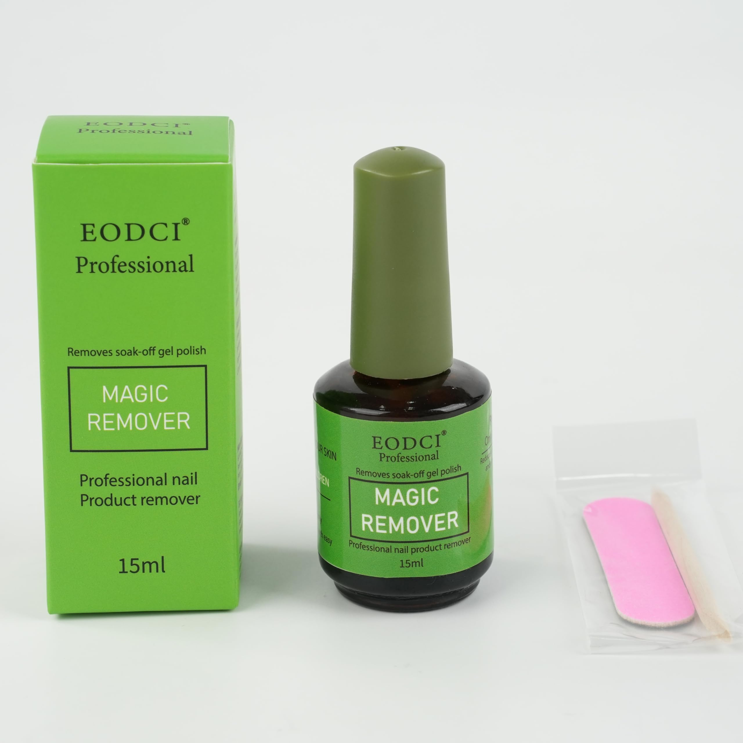 eodci Magic Gel Nail Polish Remover brush applied on nail for fast removal