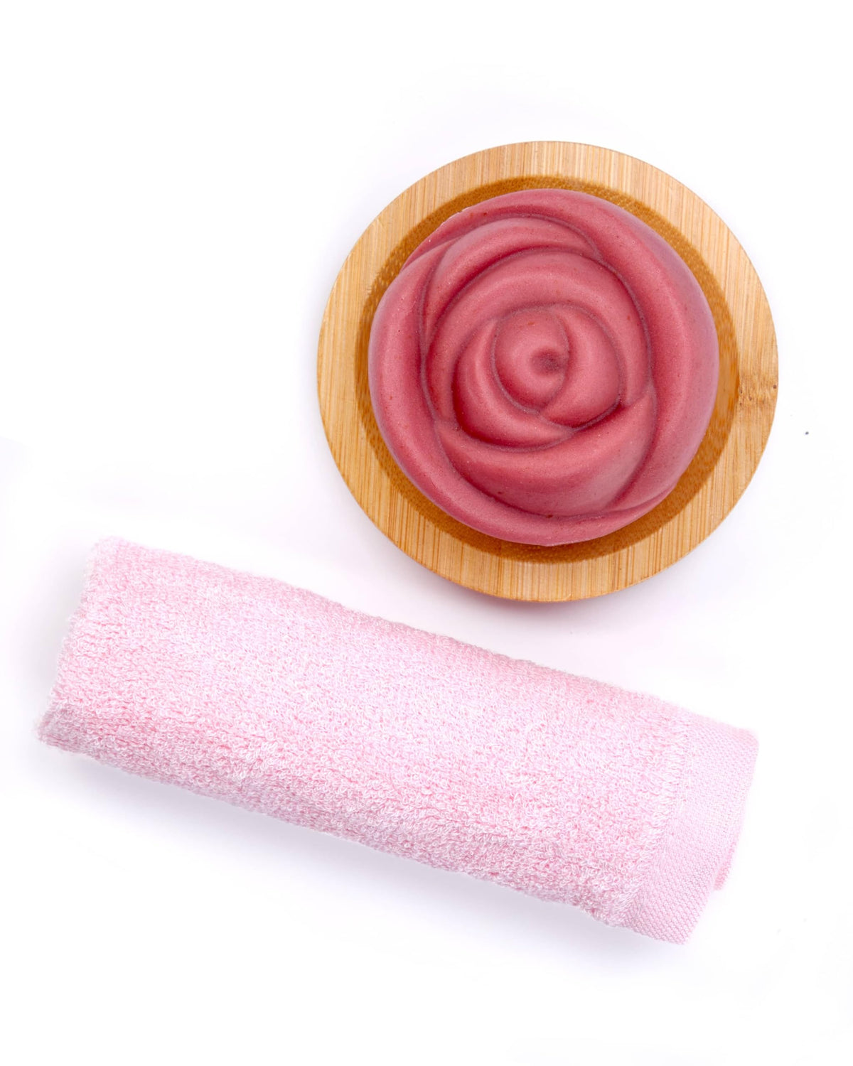 ÉPANOUIE Epanouie Skin soap bar close-up for gentle, nourishing cleansing.