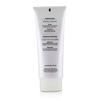 Epionce Purifying Wash bottle for body delivers a clean feeling after shower.