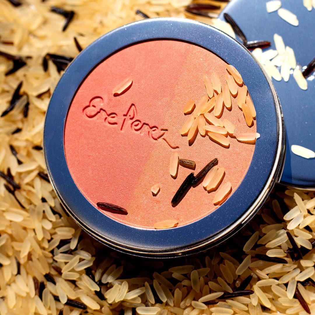Ere Perez blush duo texture shows matte plus shimmer finish