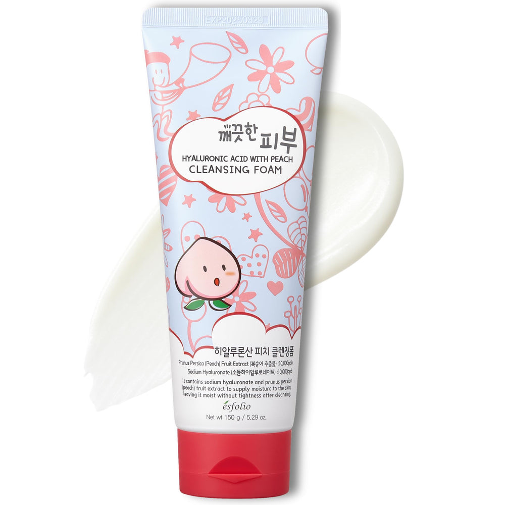 Esfolio Hyaluronic Acid Peach Cleansing Foam lather delivering gentle moisture during cleansing.