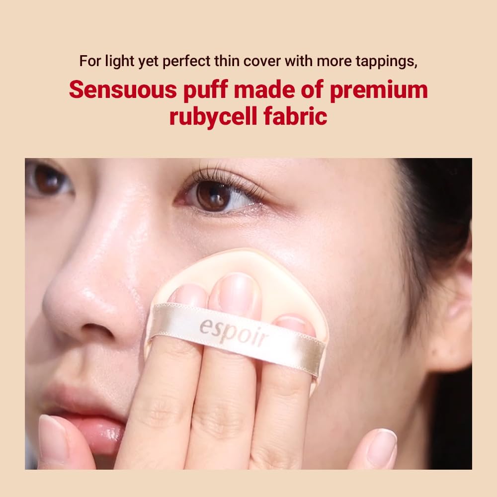 Espoir Be Velvet Air Puff water-drop round shape reaches delicate areas.