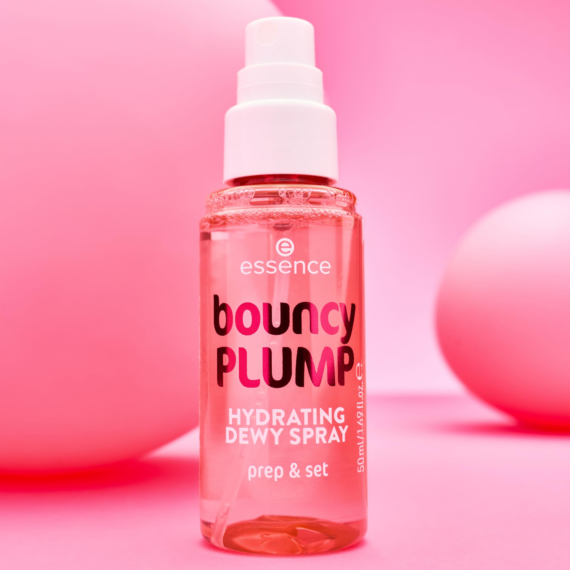 essence Bouncy Plump Hydrating Dewy Spray soft-finish creates a subtle dewy look.