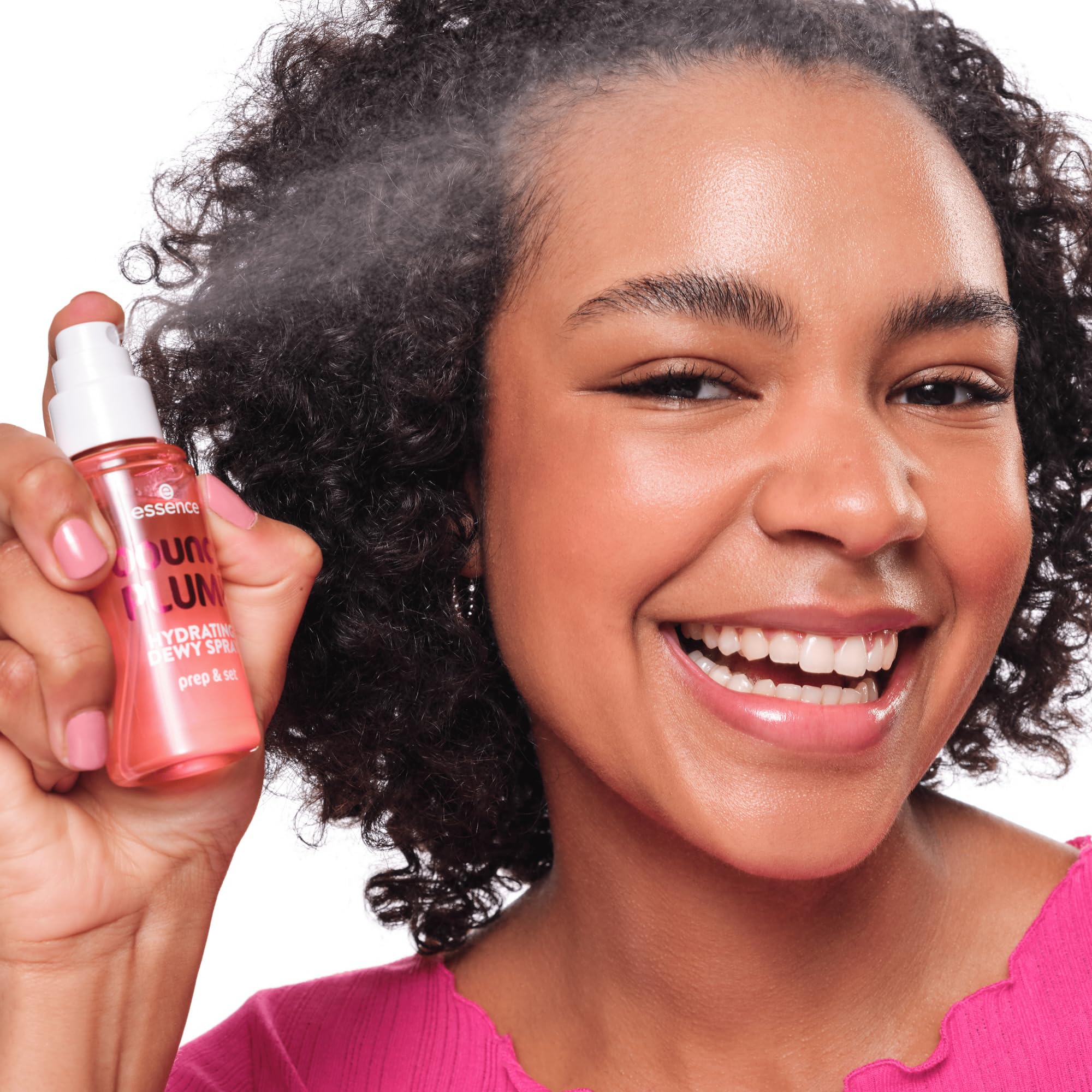 essence Bouncy Plump Hydrating Dewy Spray watermelon-scent delivers a refreshing aroma.