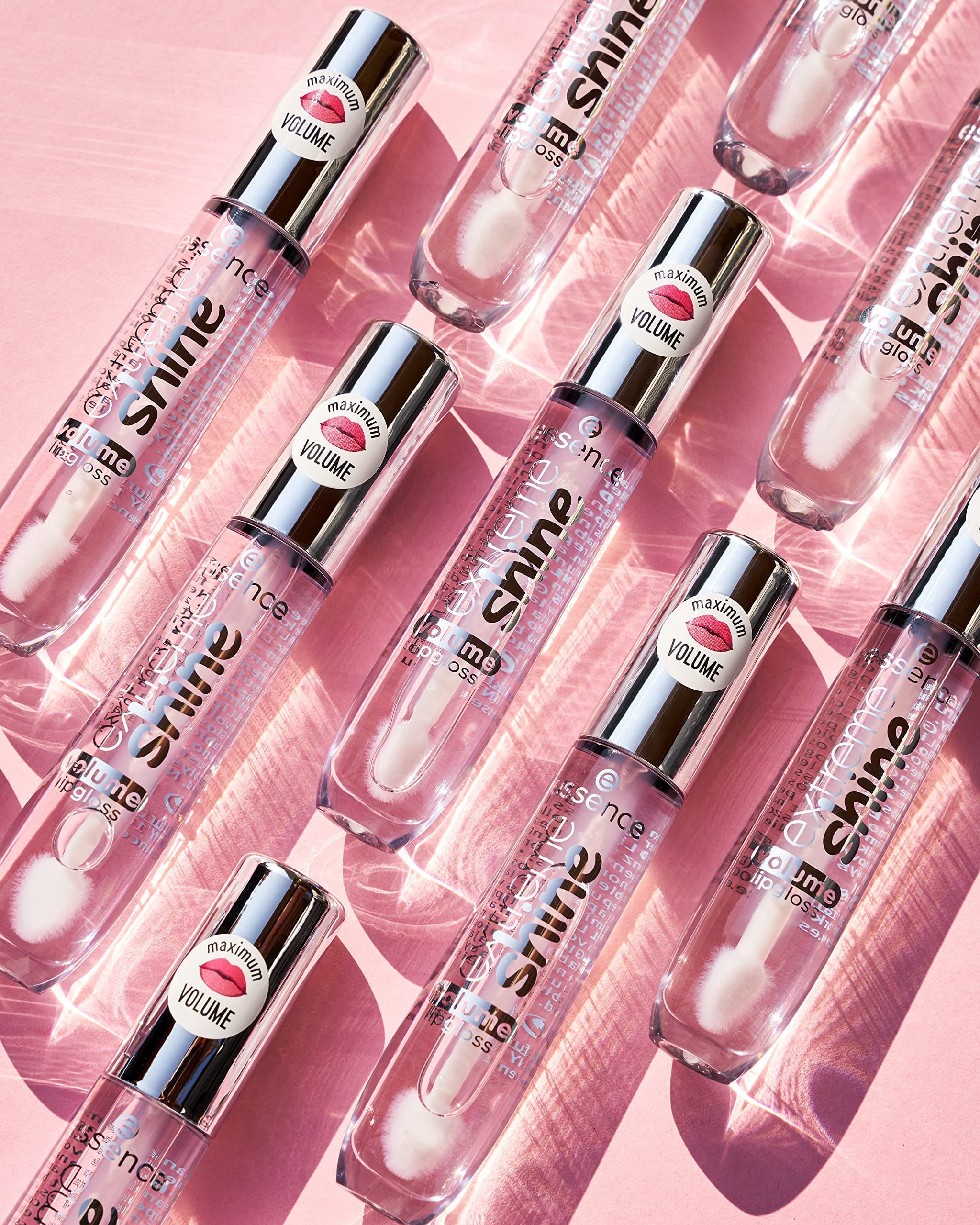 Essence gloss worn in daylight showcasing a long-lasting glow.
