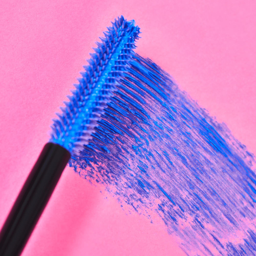 essence I Love Extreme Blue color swatch shows vibrant tint and even coverage