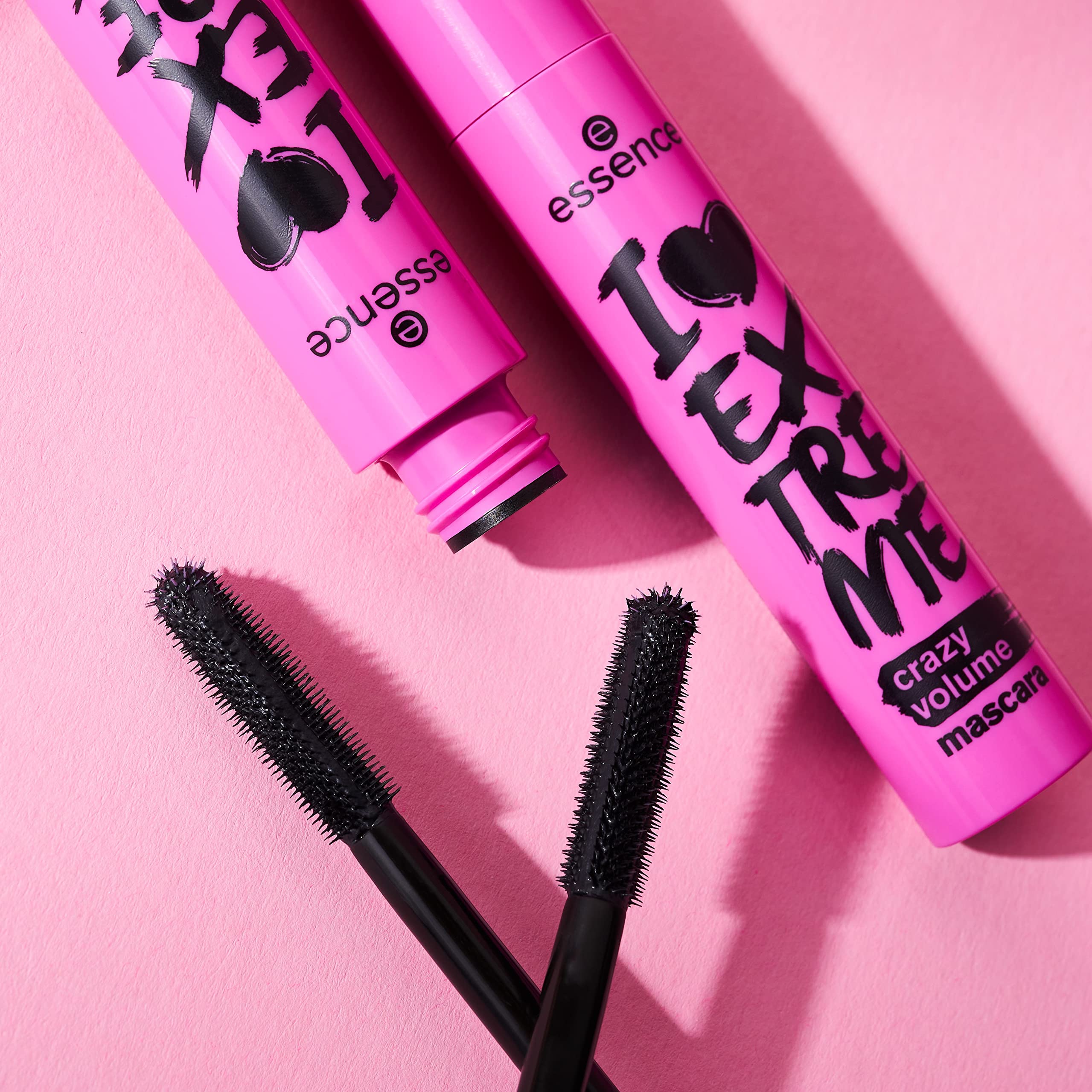 essence I Love Extreme Crazy Volume Mascara application tips illustration for best use