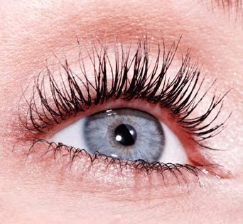 Essence Lash Princess Volume Mascara nighttime look with dramatic lashes.