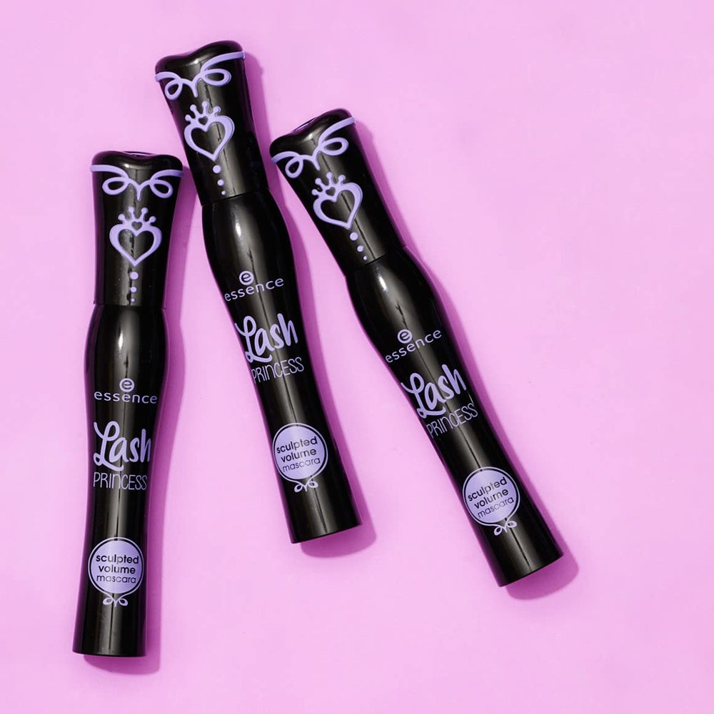 Essence Lash Princess worn on lashes delivers bold, everyday impact.