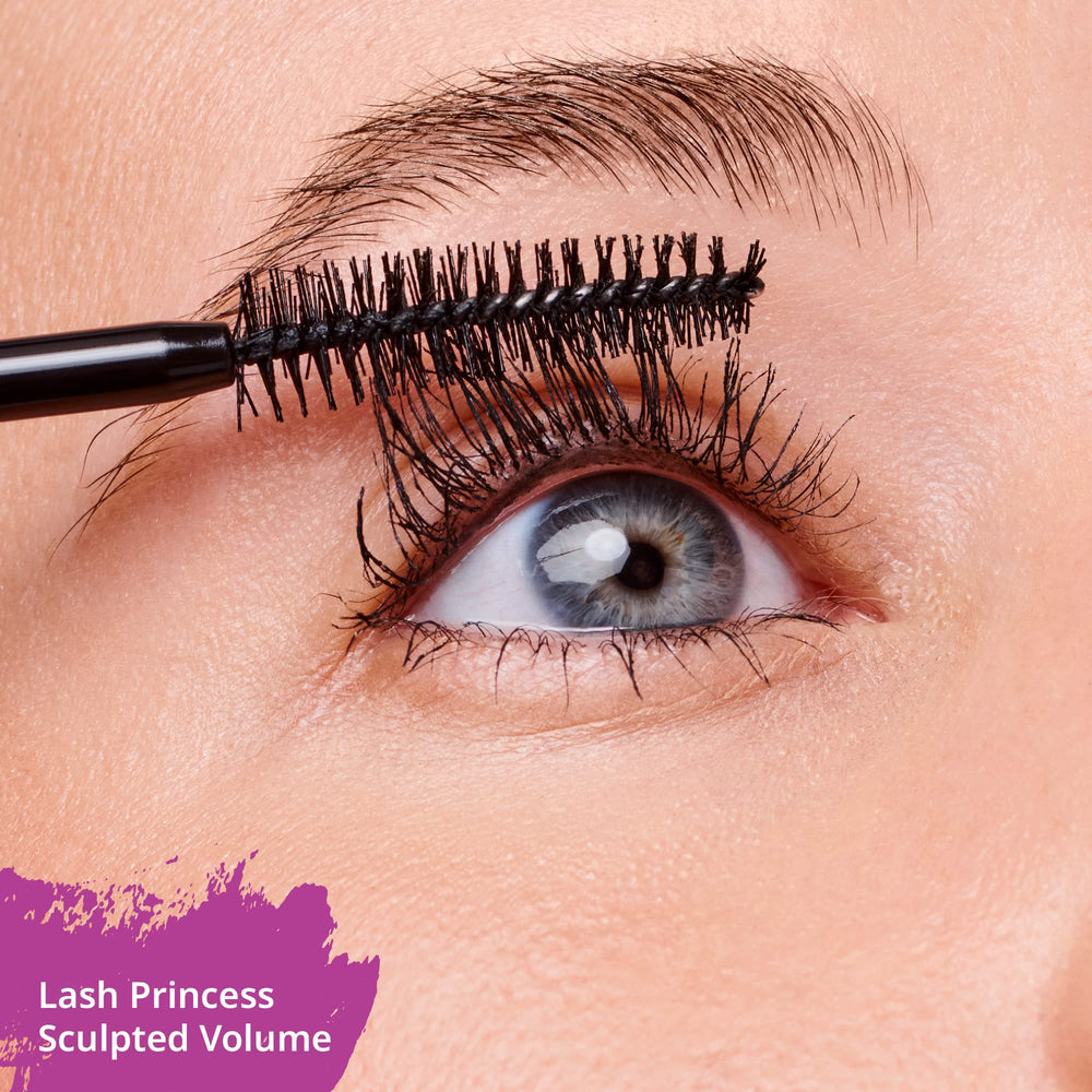 Essence Lash Princess tube packaging emphasizes vegan, cruelty-free formulation.
