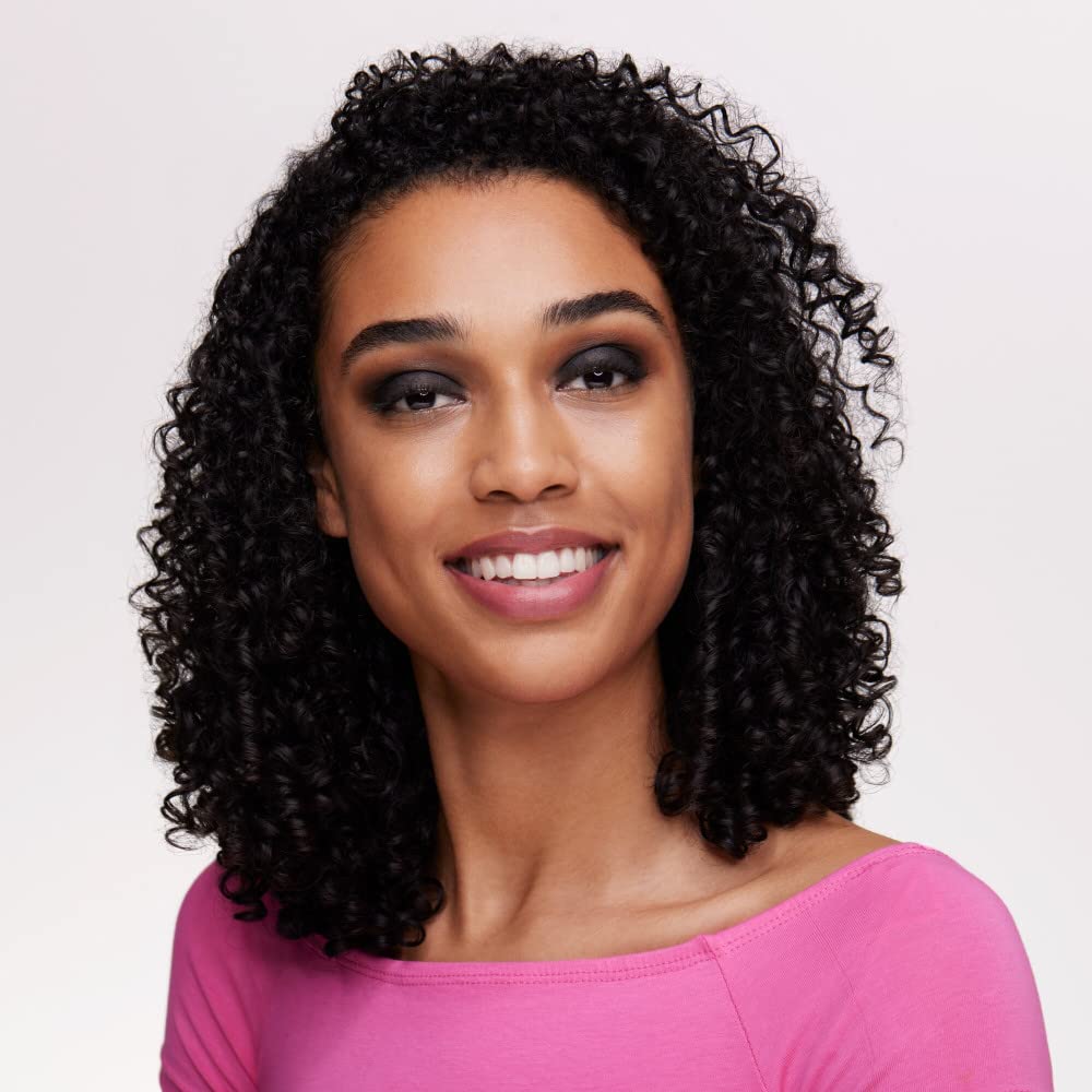 essence Soft Touch Eyeshadow 06 pitch black day to night versatility for looks.
