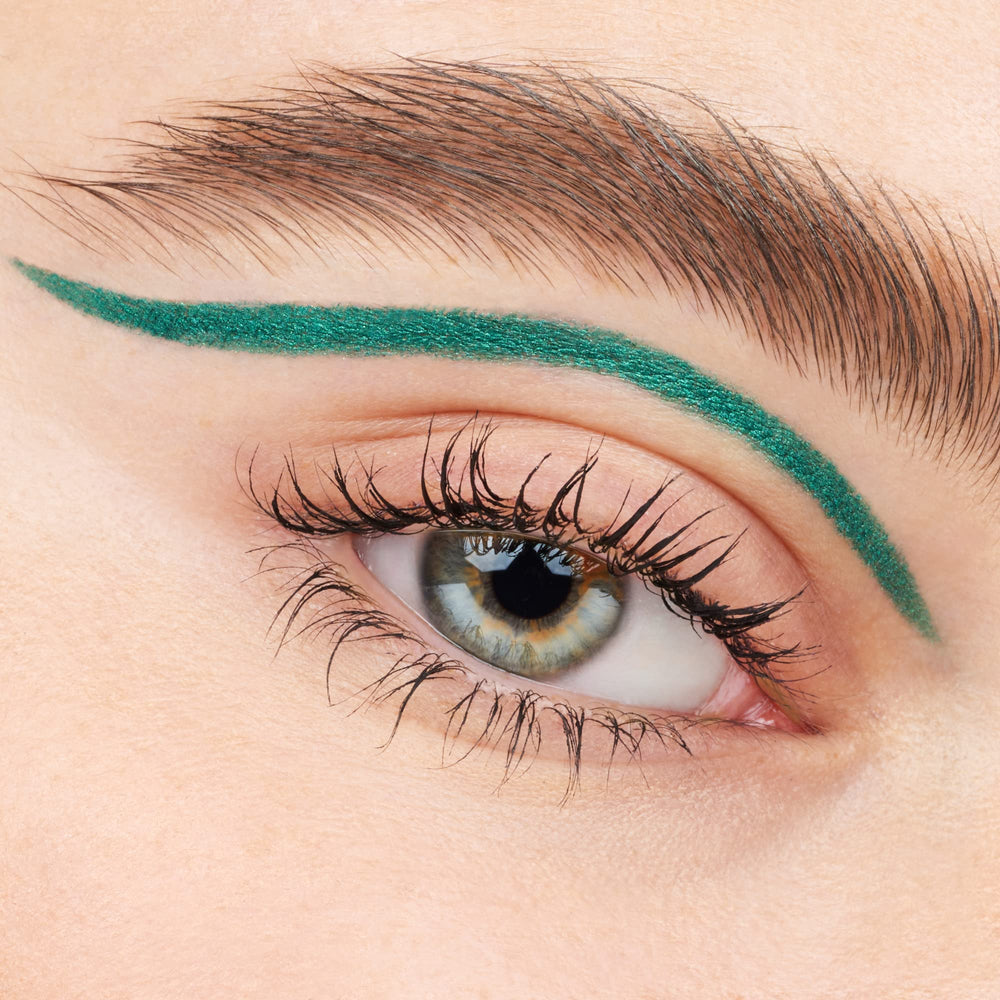 essence Stay & Play gel eyeliner glides smoothly for precise wings or smoky looks.