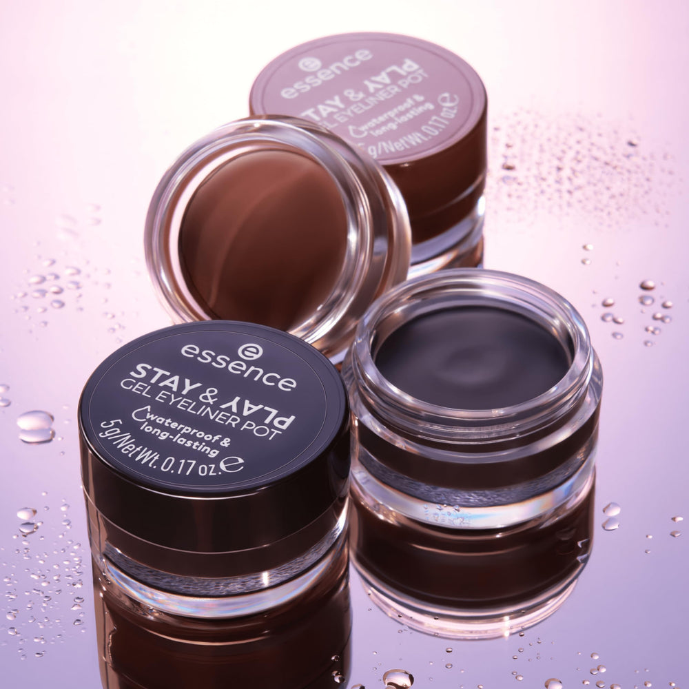 essence Stay & Play Gel Eyeliner Pot finish close-up