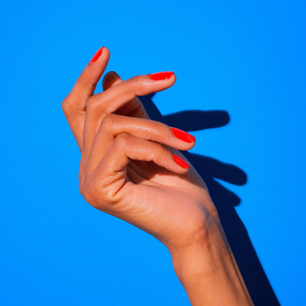 essie 8-free vegan formula highlighted for ethical, worry-free color.