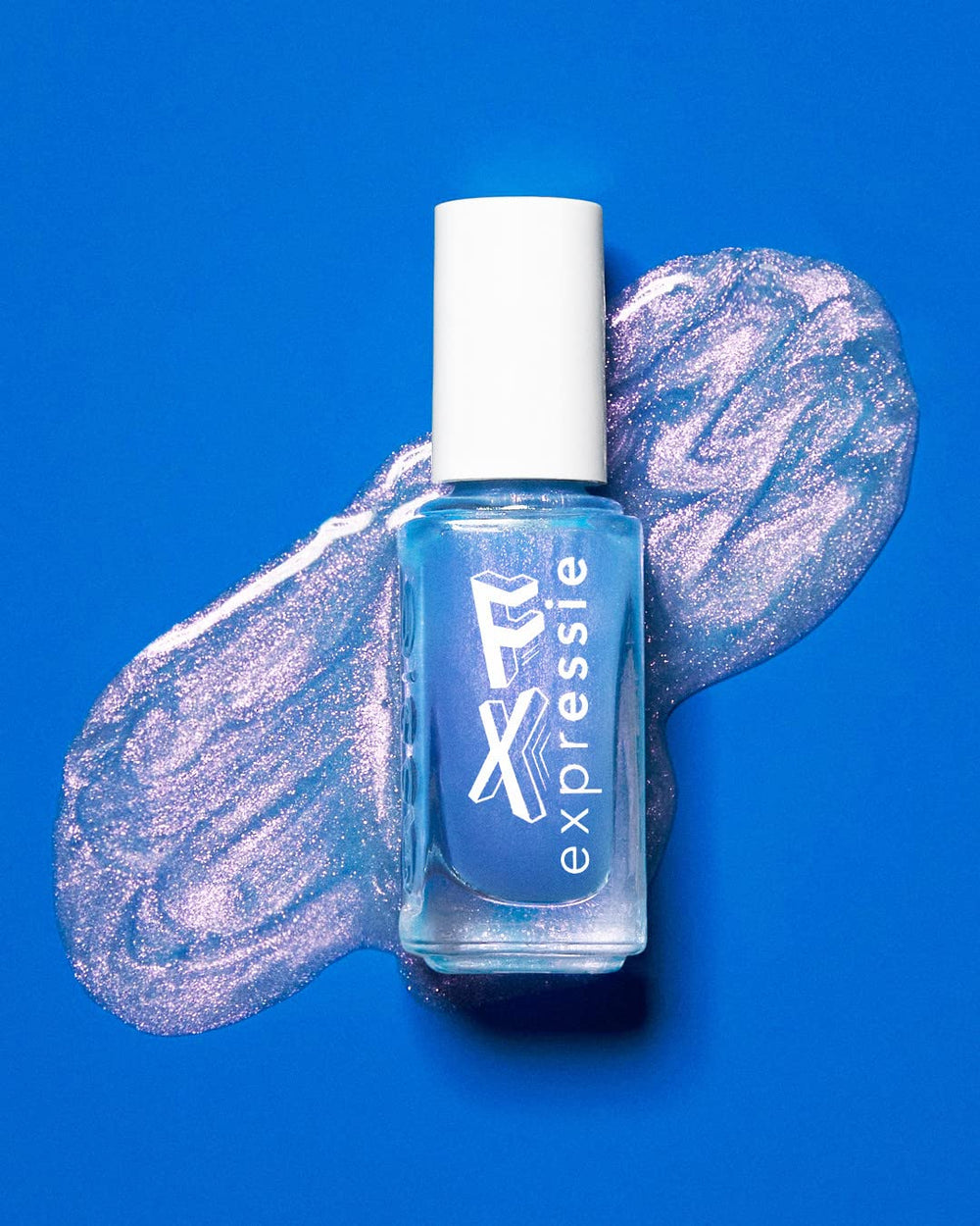 Angled Expressie brush designed for easy self-application on both hands.