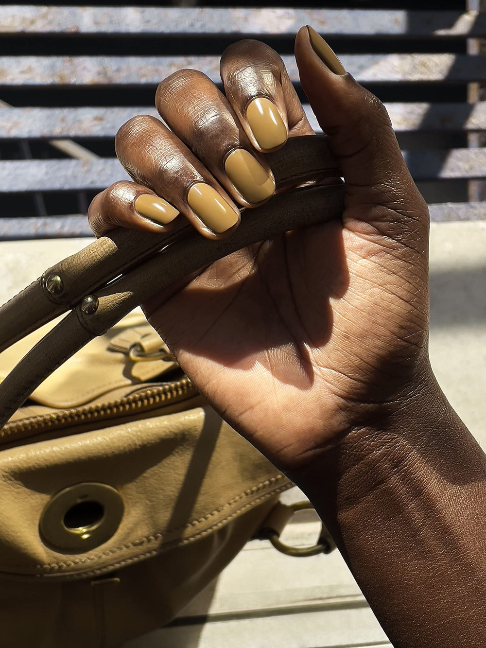 Essie Off The Grid vegan formula uses no animal ingredients.