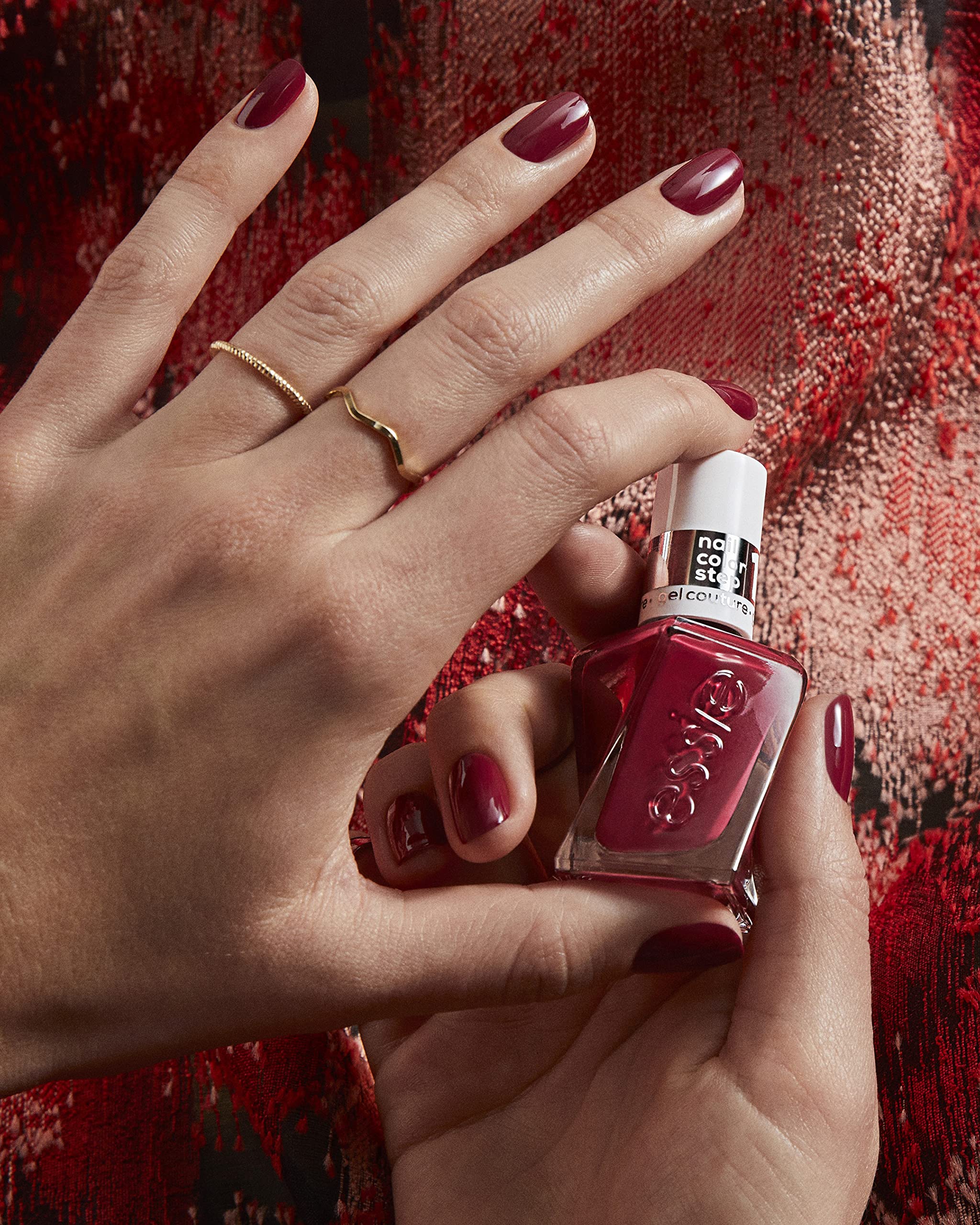 put in the patchwork shade swatch in a bold red long-wear