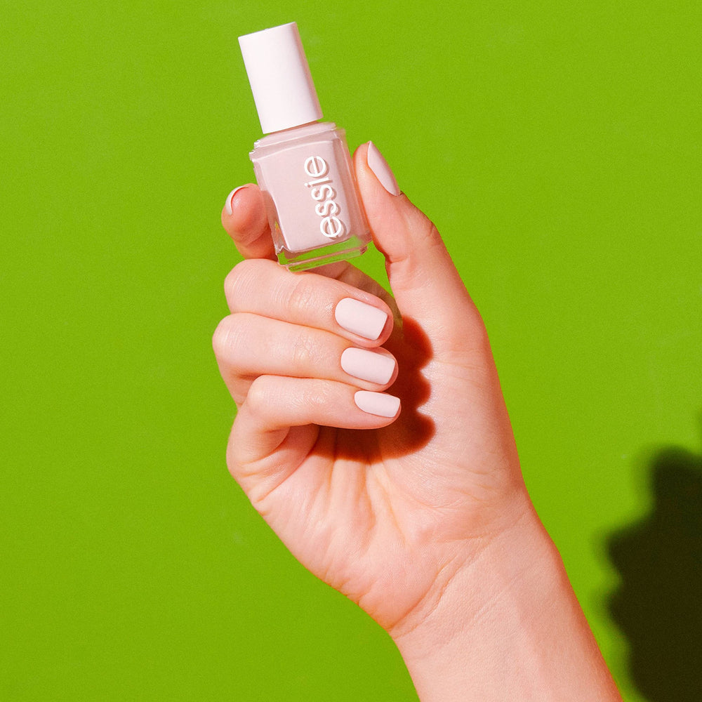 essie vanilla-beige swatch for soft neutral manicures