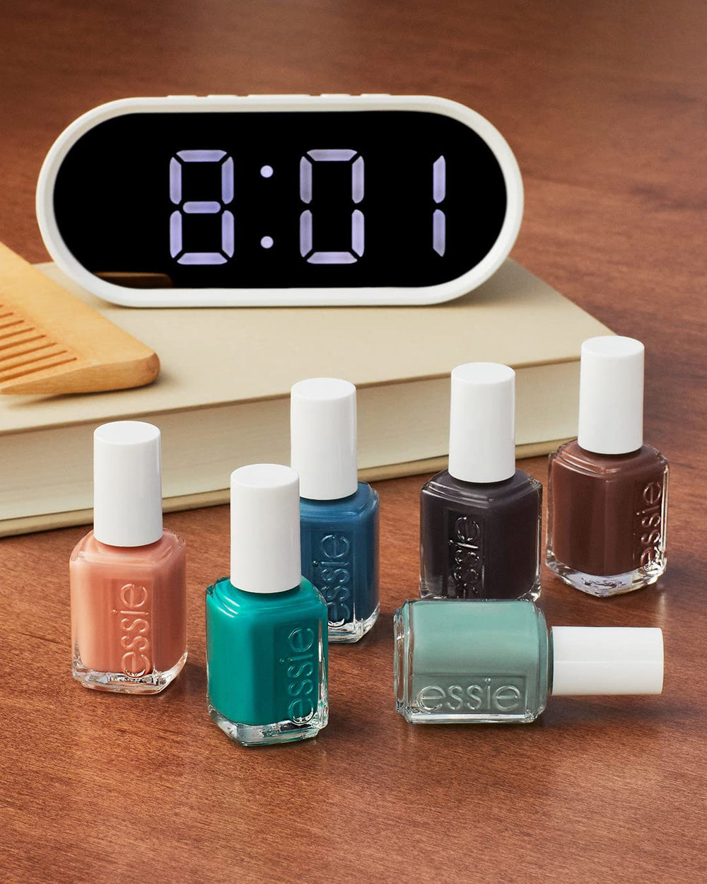 essie vegan formula and cruelty-free label indicate ethical beauty choice.