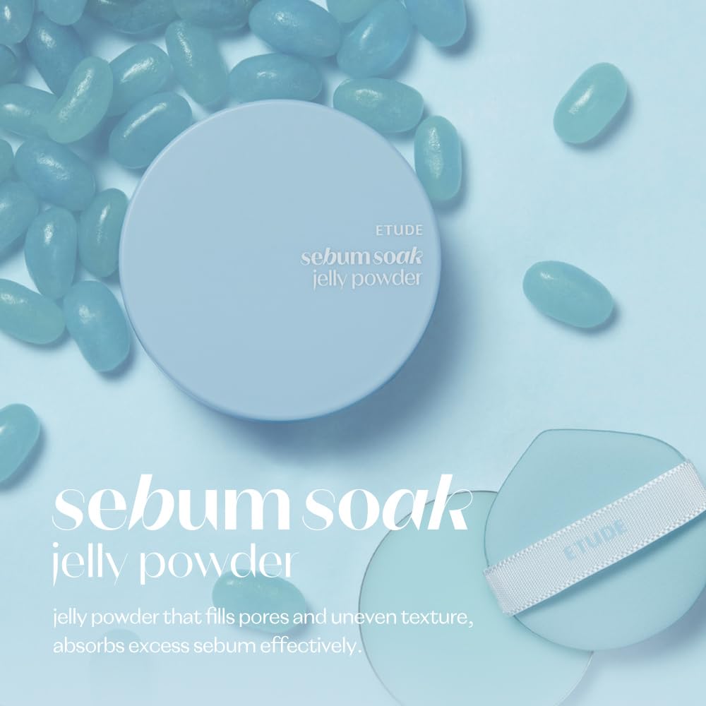 ETUDE SebumSoak Jelly Powder application demonstrates smooth, pore-minimizing coverage