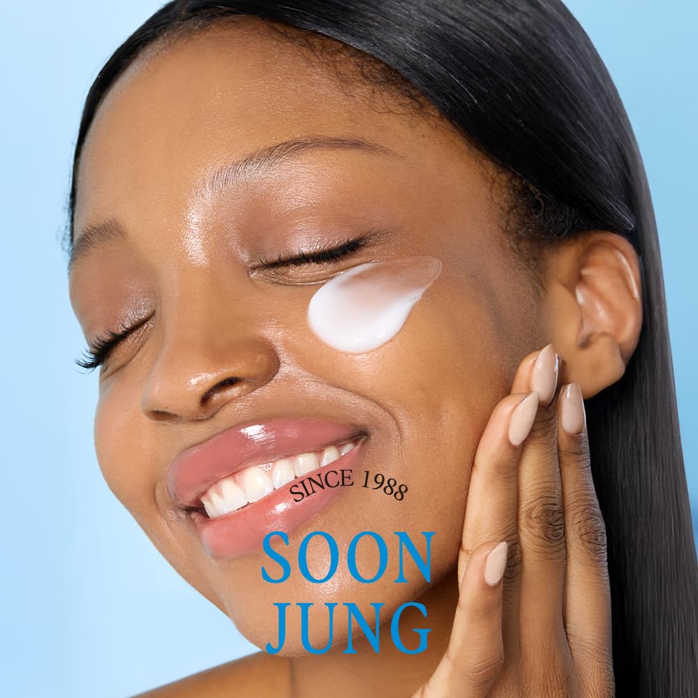 5.07 fl oz bottle of ETUDE SoonJung2x.