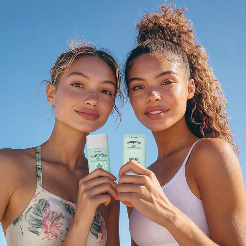 ETUDE Sunprise satin-soft texture glides on smoothly while masking pores.