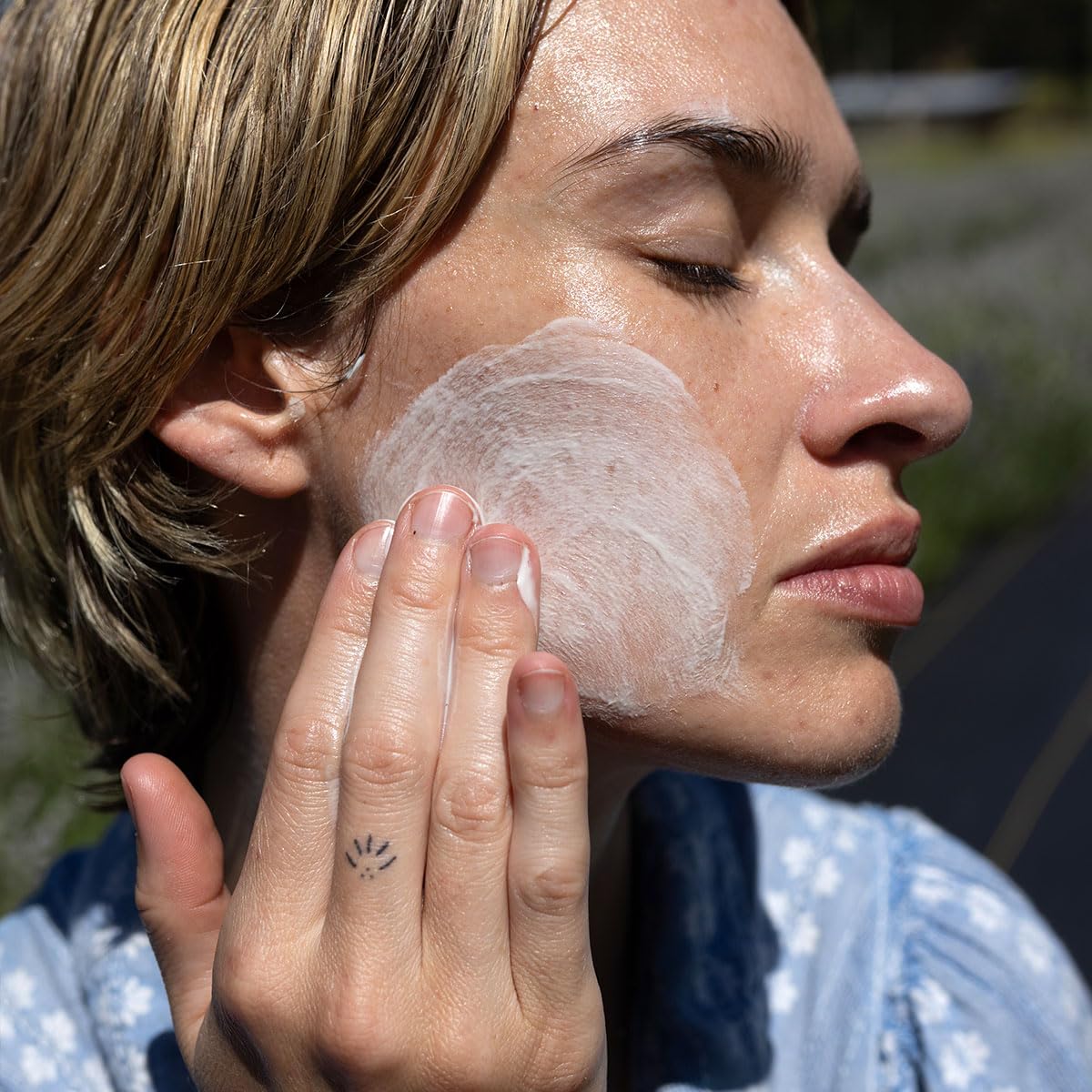 evanhealy Rose Cleansing Milk white kaolin clay purification base