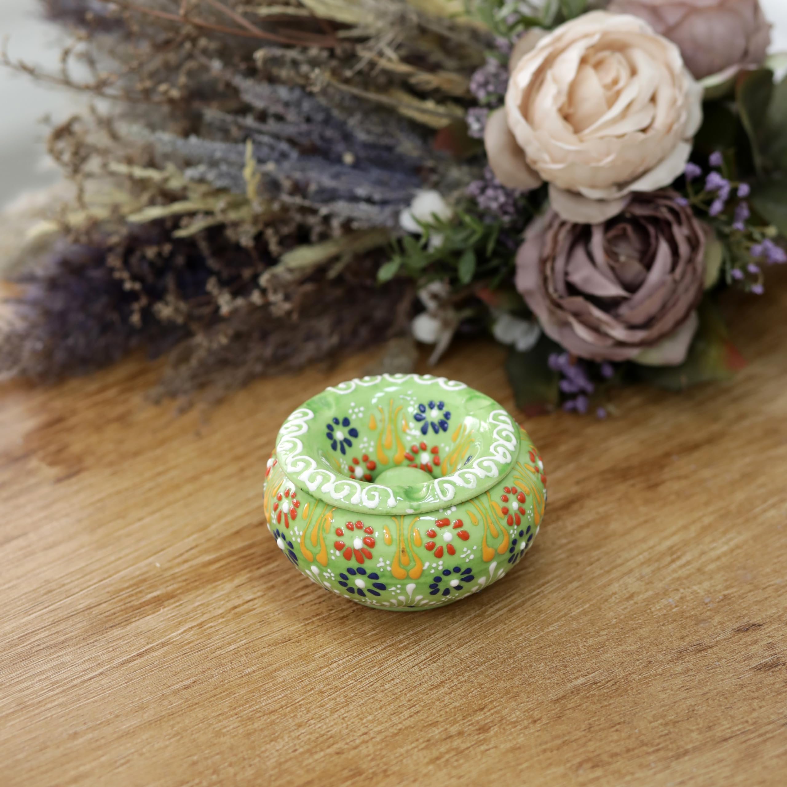EVANILIFE ceramic jar with deep belly for keepsakes and small items