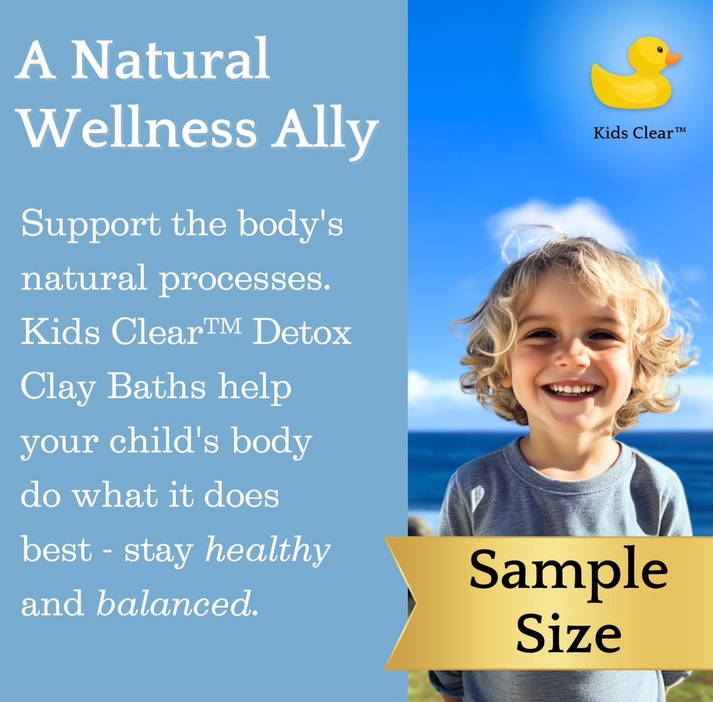 EvenbetterNow Kids Clear Detox Clay Bath whisked in water shows smooth dispersion.