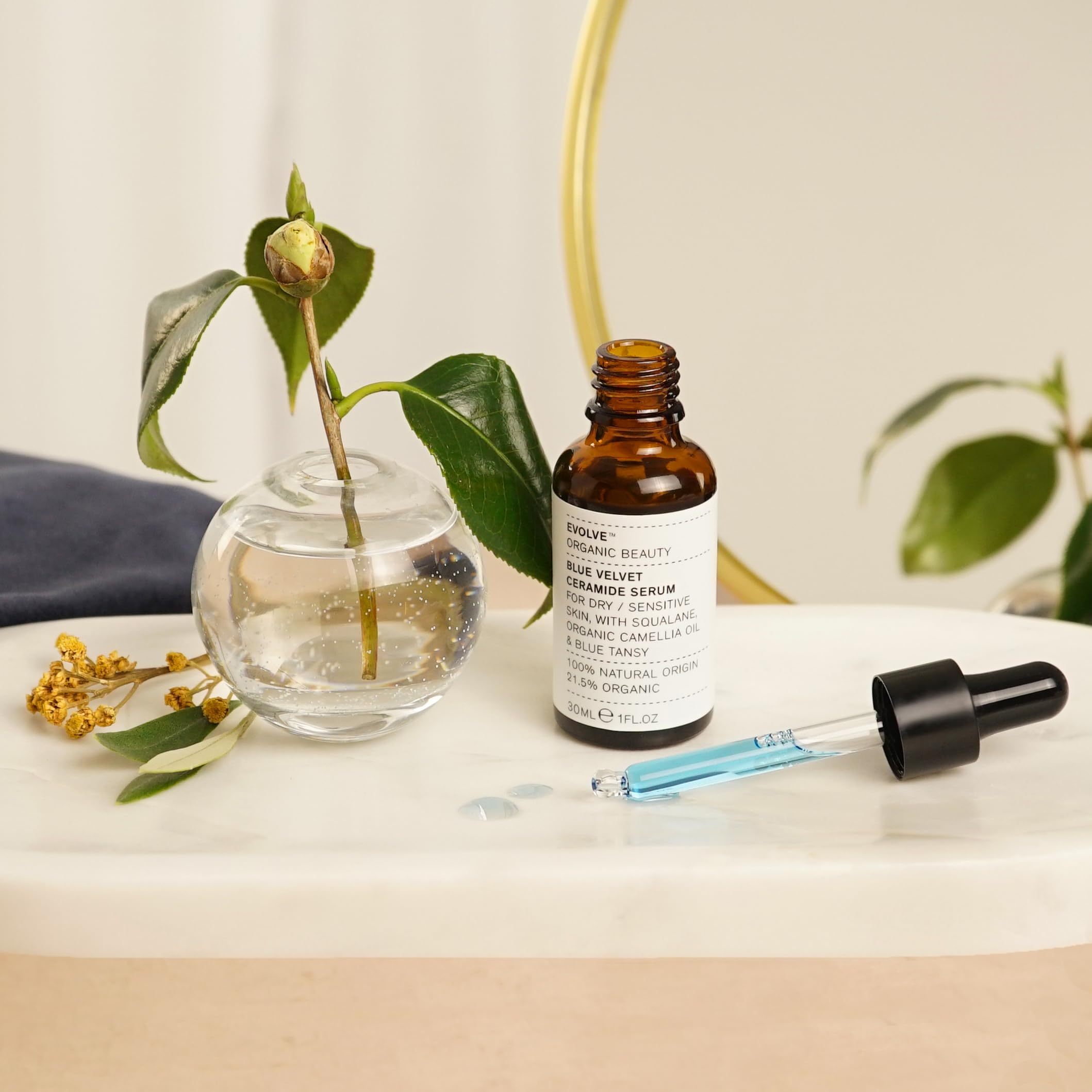 Evolve Squalane oil glow, lightweight hydration and silky feel.