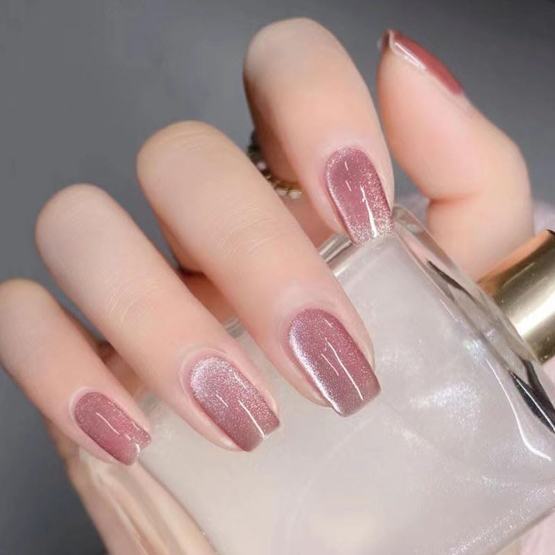 evpct Pale Mauve Cat Eye nails show a glossy salon-style finish.