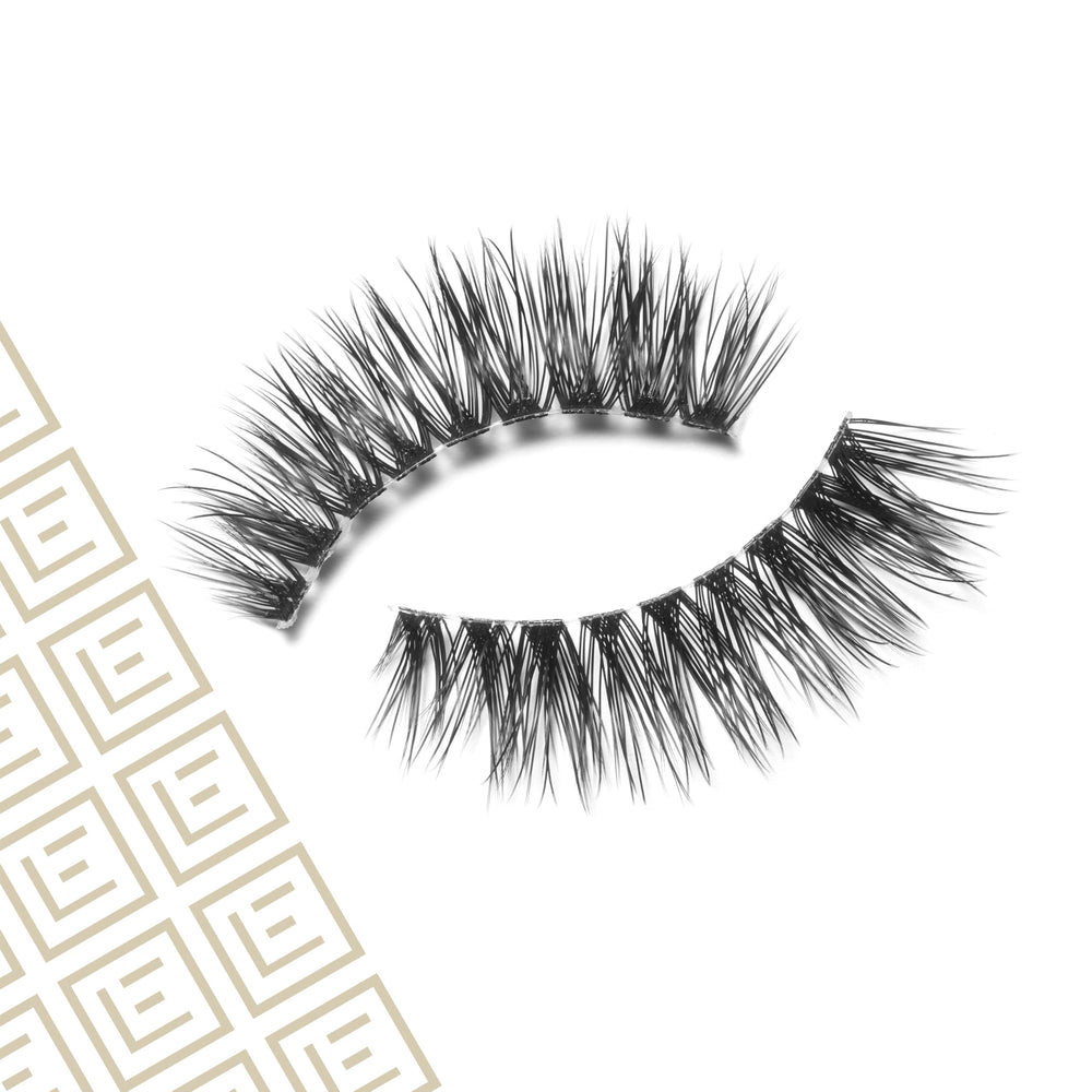 Eylure Luxe Faux Mink silk-effect fiber closeup shows glossy, tapered ends