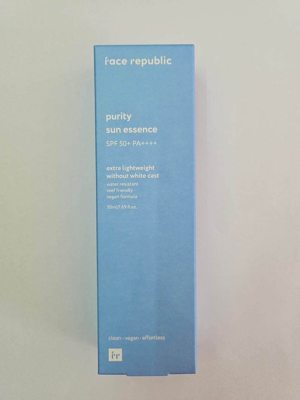 Face Republic Purity Sun Essence used outdoors during sunny activities