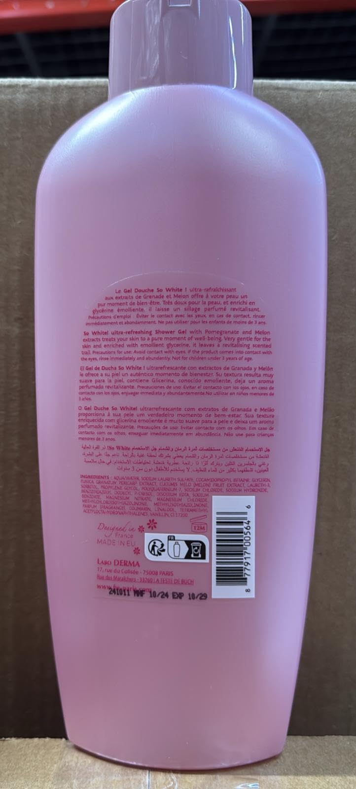 Detail of glycerin hydration enhancing moisture during cleansing.