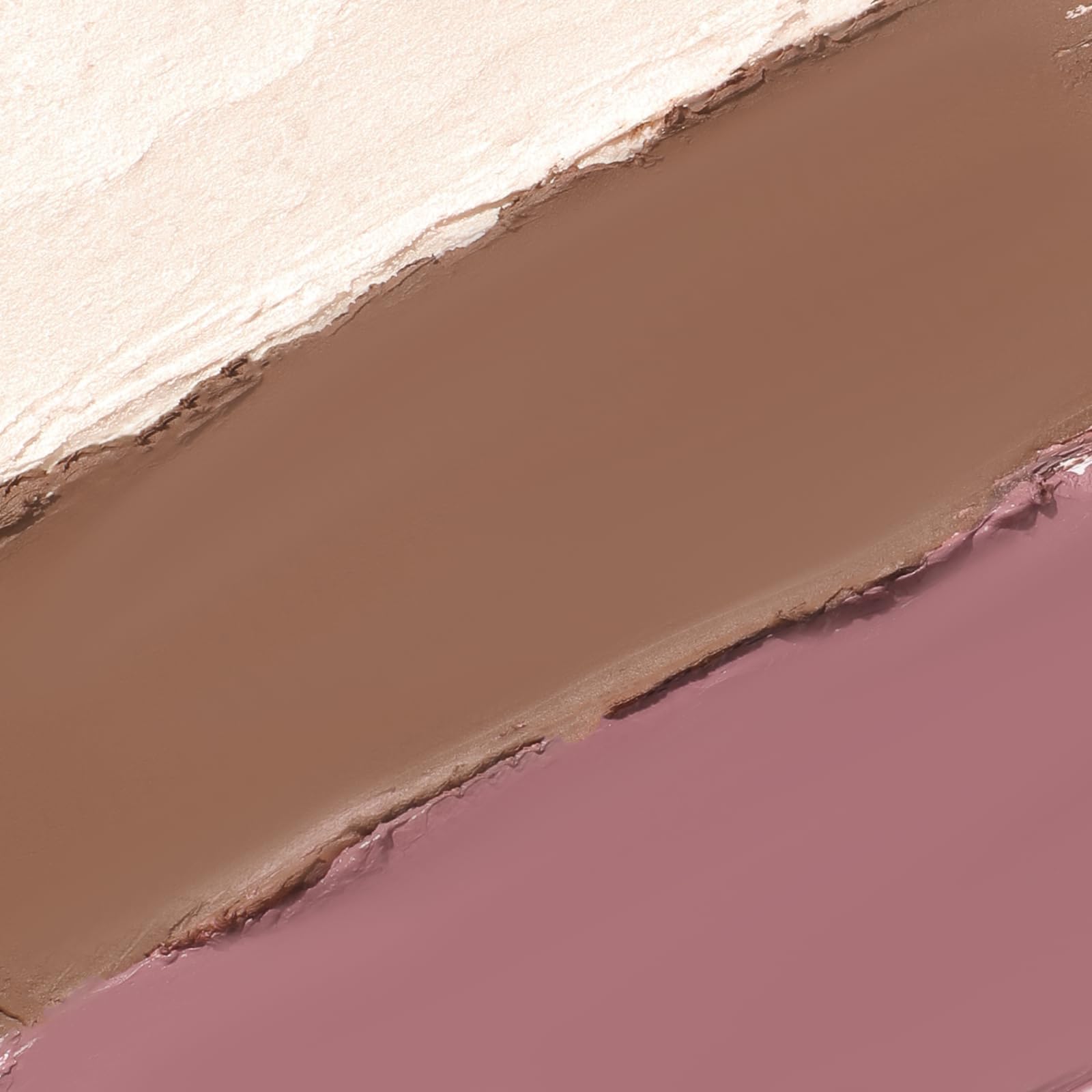 Falocutus contour stick set highlighter cream gives soft radiance.