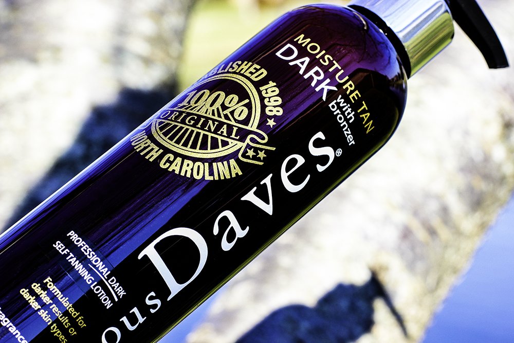 Famous Dave's Tanner moisturizing ingredients highlight Aloe Vera, Sesame, and Jojoba for skin softness.