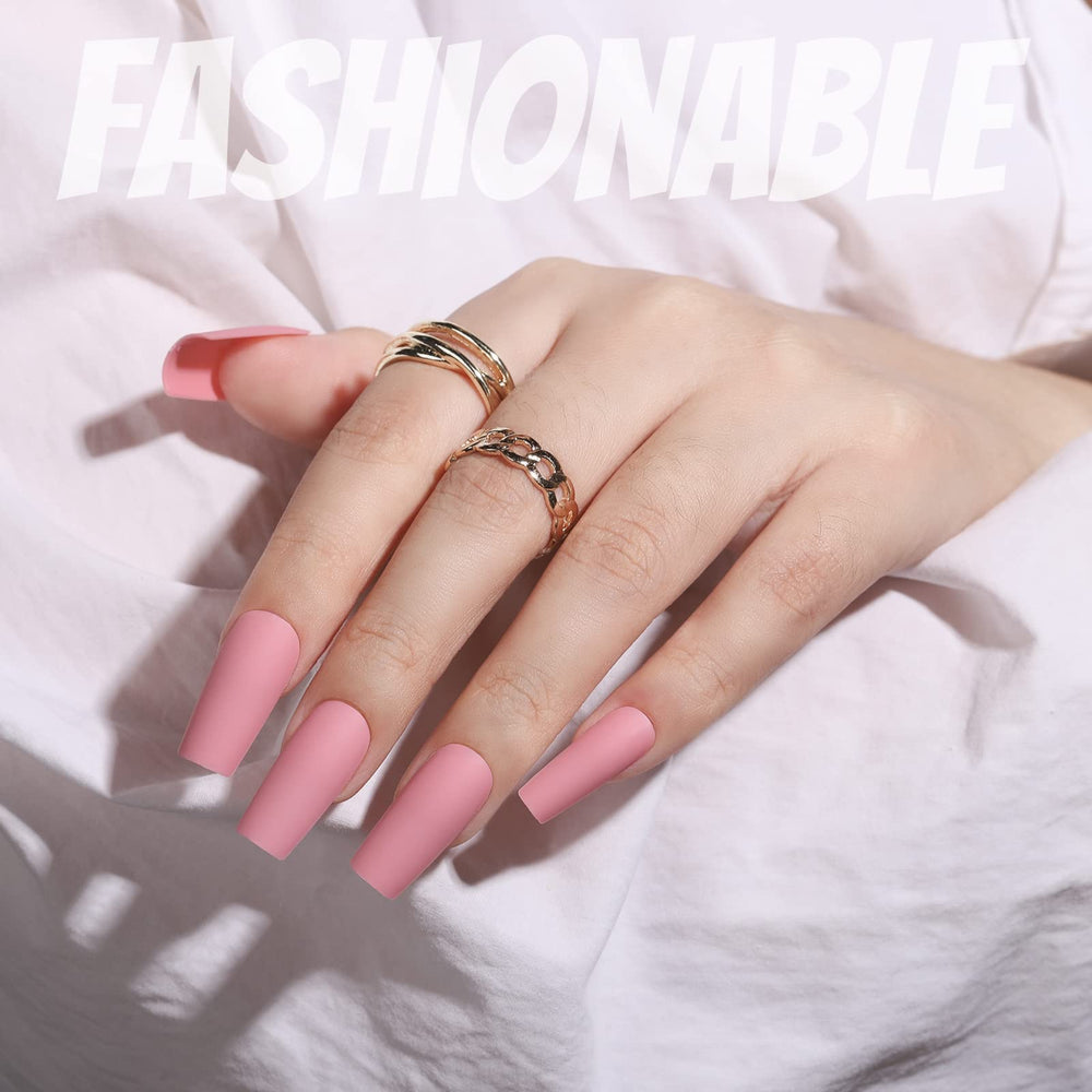 Fandamei square nails with size grid help you find the perfect fit.