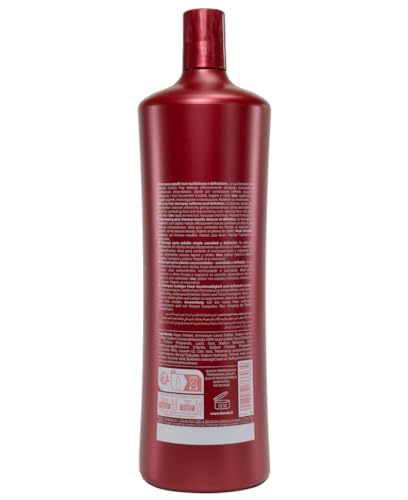 Fanola Wonder Curly Shampoo label emphasizes vegan, sulfate-free formula.