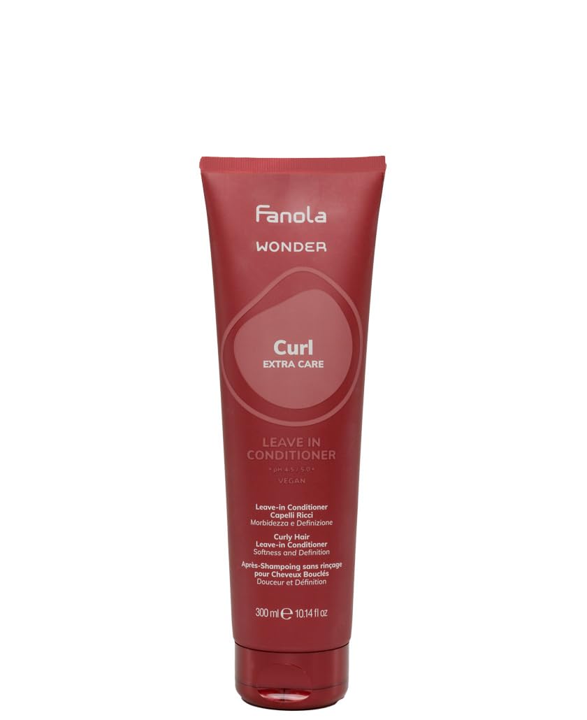 Fanola Wonder Hydrating Leave-In Conditioner bottle delivering nourished curls all day