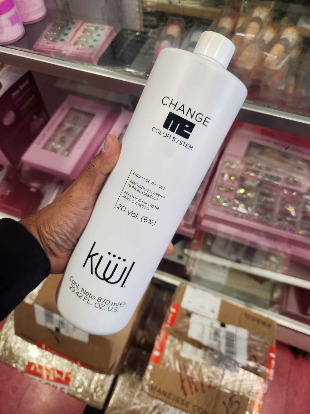 Fantasy Nails Kuul Change Me Péroxyde 20 – application précise pour la couleur.