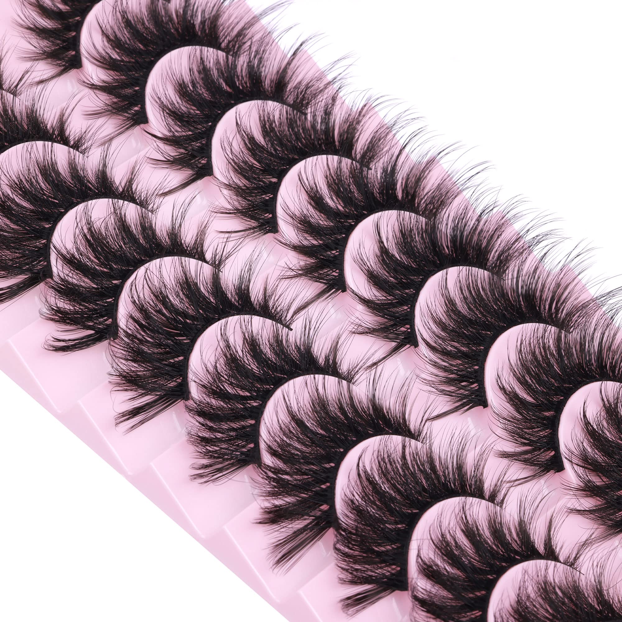 Fanxiton long dramatic lashes for a bold cat-eye look