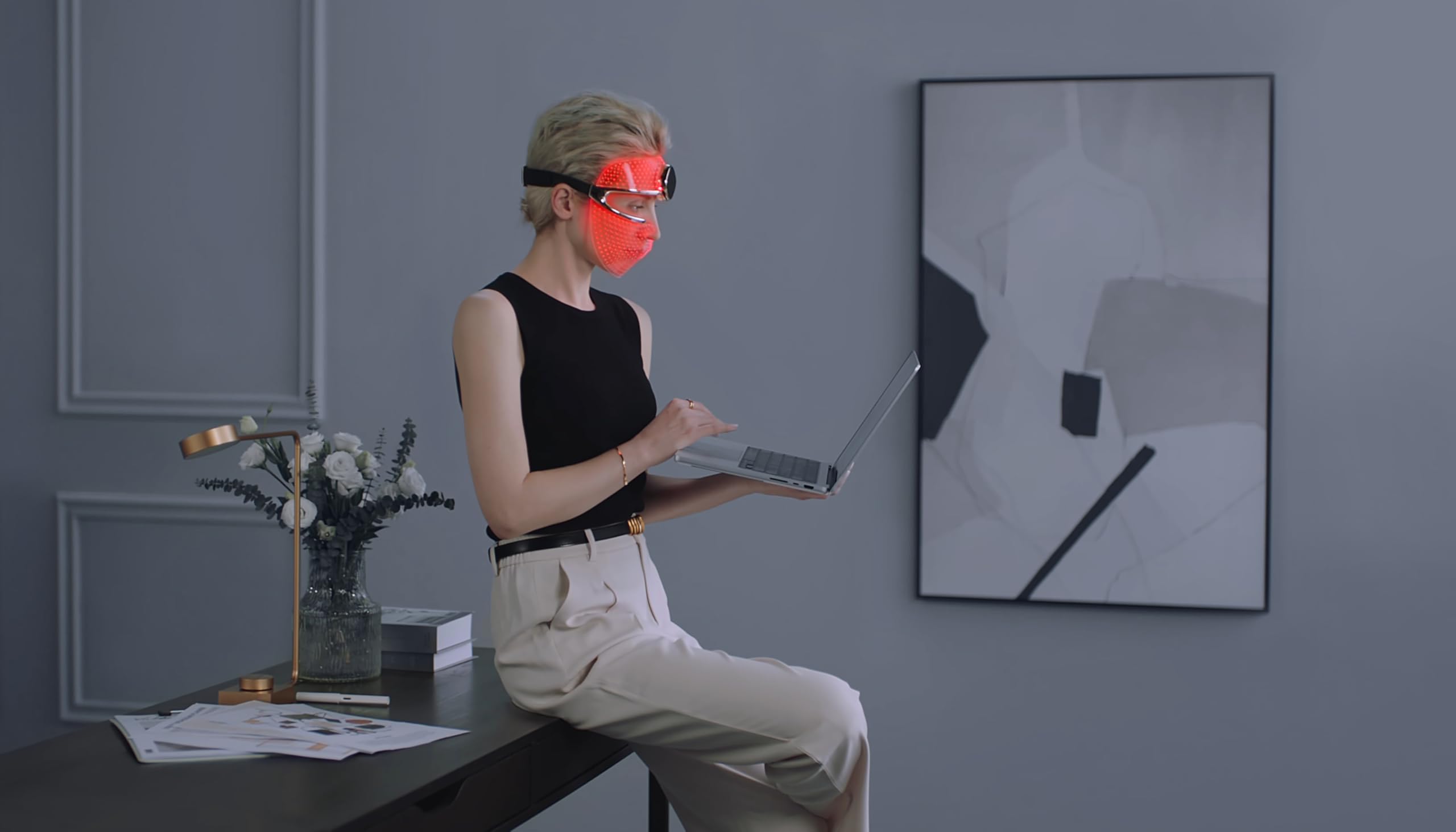 FAQ Non-Slip Headband keeps the mask in place during activity.