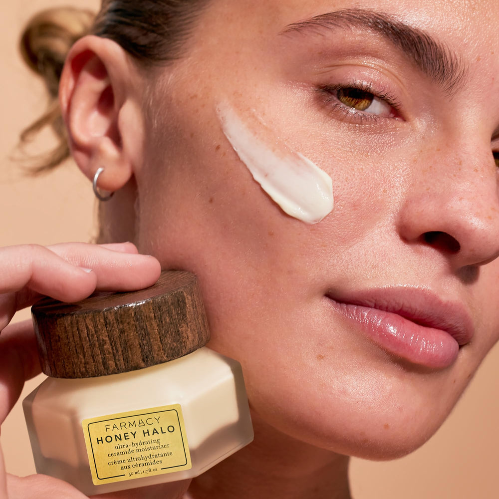 Farmacy Green Clean jar close-up, texture and makeup removal power