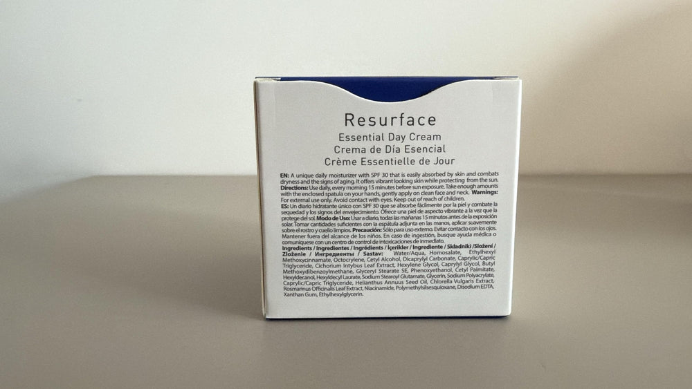 Application of FARMASi Dr. C. Tuna Resurface Day Cream on a clean face.